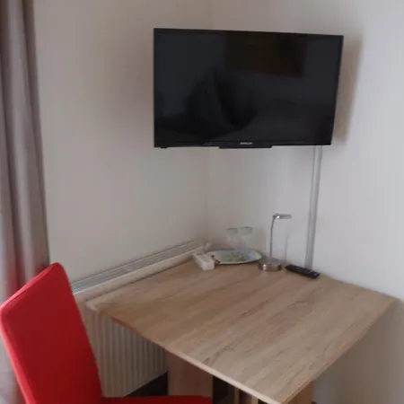 Rammert بيت ضيافة Großbettlingen